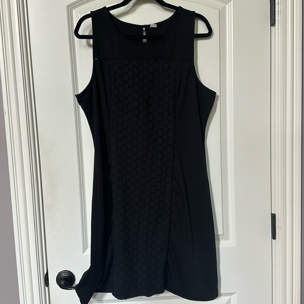 Sleeveless dress